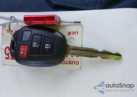 2016 Toyota Rav4 Xle из США, поврежденный, VIN 2T3RFREV2GW478036